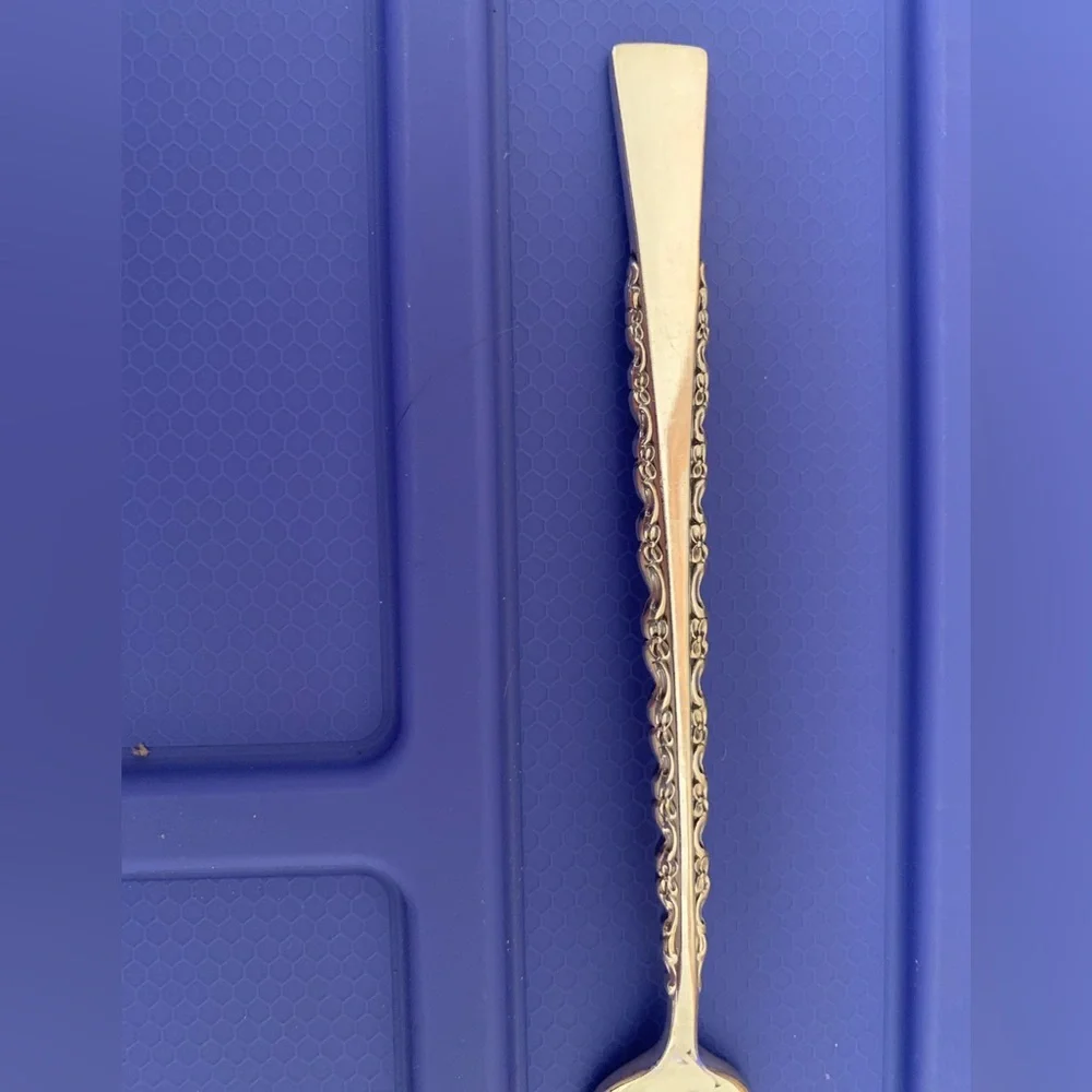 (1) VINTAGE Antique Replacement Piece international deep silver inlaid Fork